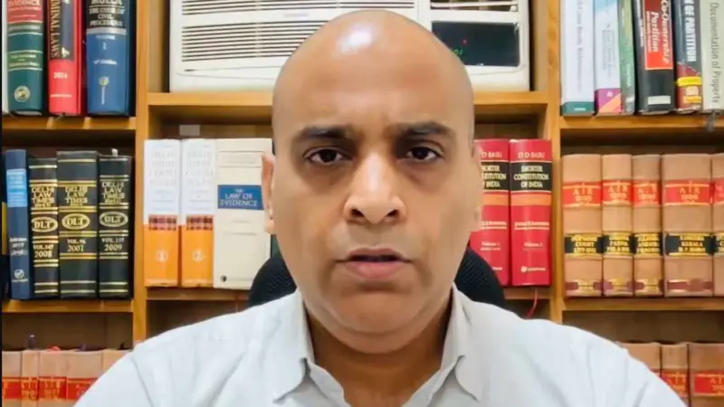 হিংসায় উস্কানি! মমতার বিরুদ্ধে একাধিক ধারায় FIR আইনজীবীর