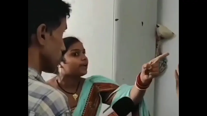 என் கன்னத்தை கிள்ளுற நீ என்ன என் புருஷனா..? "இனி என் கடனை நீயே கட்டு" இதுதான் உனக்கு தண்டனை. வங்கி மேலாளருக்கு செக் வைத்த பெண்.!!