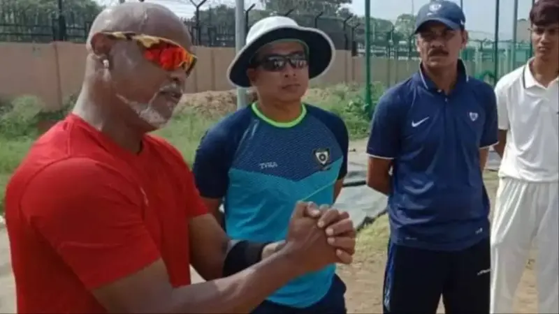 Vinod Kambli had taken how much home loan from which bank, whose EMI he is unable to pay and has become a defaulter.