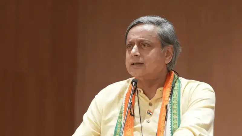 SIR వల్లే బెంగాల్ లో బీజేపీకీ భారీ మెజార్టి: శశిథరూర్