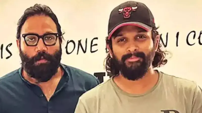 అల్లు అర్జున్ - సందీప్ రెడ్డి వంగ కాంబోలో రావాల్సిన సినిమా ఆగిపోవడానికి కారణం అతనేనా...