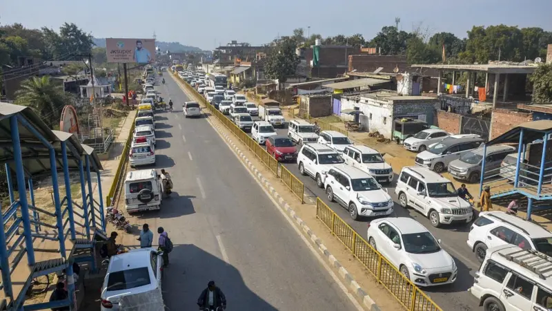 NHAI asks TRAI to improve mobile network connectivity on national highways