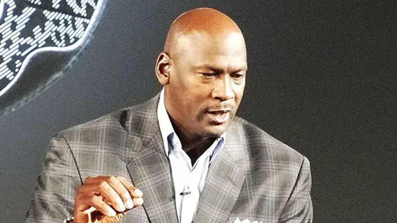 Quote of the day by Michael Jordan: 'I've failed over and over and over again in my life. And that is why I succeed.'