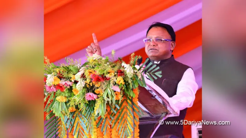 क्योंझर में 1330 करोड़ की परियोजनाओं का उद्घाटन, मोहन चरण माझी ने ई-बसों को दिखाई हरी झंडी