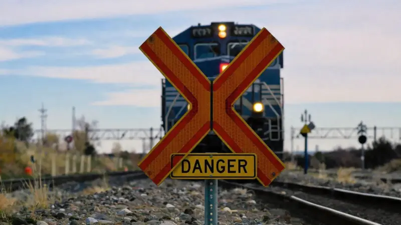 Why Do Trains Have an 'X' Sign at the Back? Understanding This Safety Signal