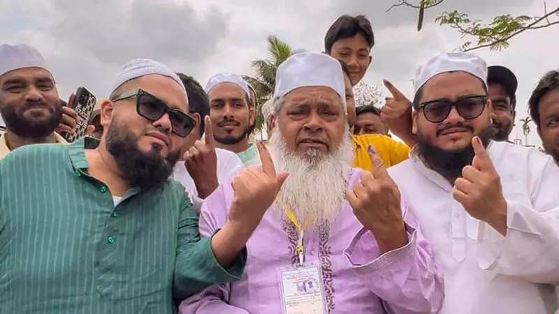 Inside  ₹226 crore net worth of Badruddin Ajmal, Assam's richest MLA -  luxury cars, Mumbai flats and more