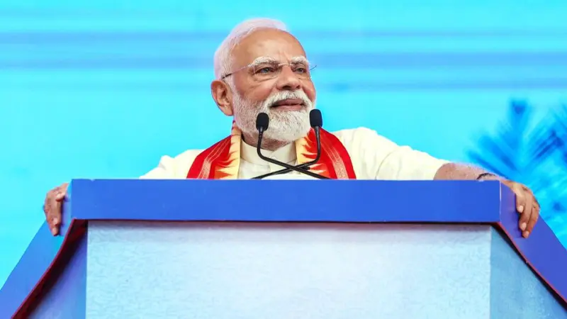 PM Modi invokes Krishna, Gandhi in battle against US tariffs as festivals loom, urges people to buy local products