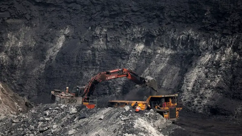 Coal India profit rises 11% to Rs 10,839 crore in Q4