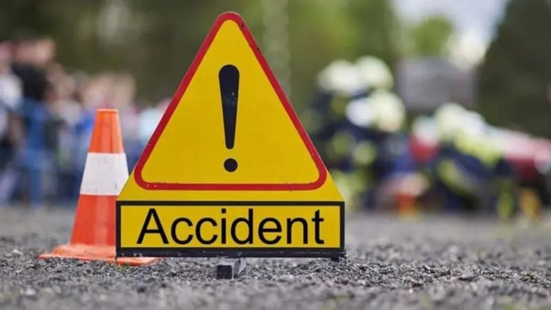 Road Accident: ఘోర రోడ్డు ప్రమాదం.. లోయలో పడిపోయిన టెంపో.. నలుగురు మృతి