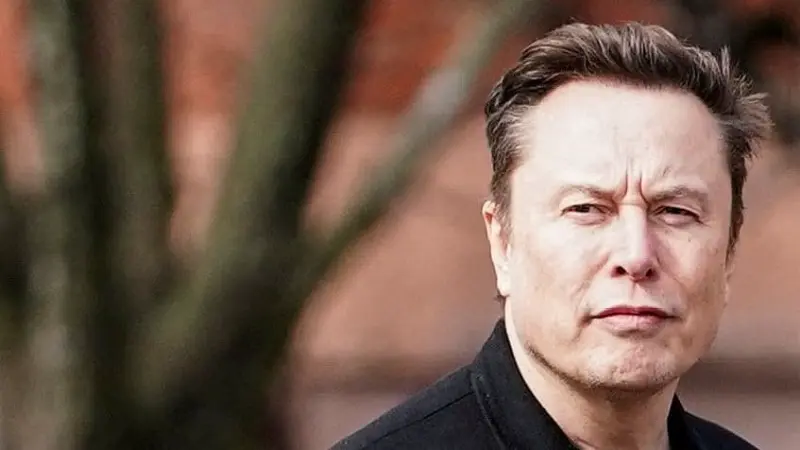 Elon Musk says Post Office, Amtrak should be privatized