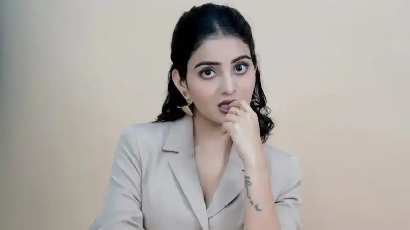 ట్రోల్స్‌కు చెక్ పెట్టిన అనన్య: ఇన్‌స్టాగ్రామ్ సబ్‌స్క్రిప్షన్ వెనుక అసలు రహస్యం ఇదే!