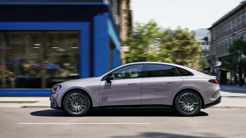 BMW i3 vs Mercedes-Benz Classe C elétrico: o comparativo exaustivo entre duas visões opostas da berlina elétrica premium