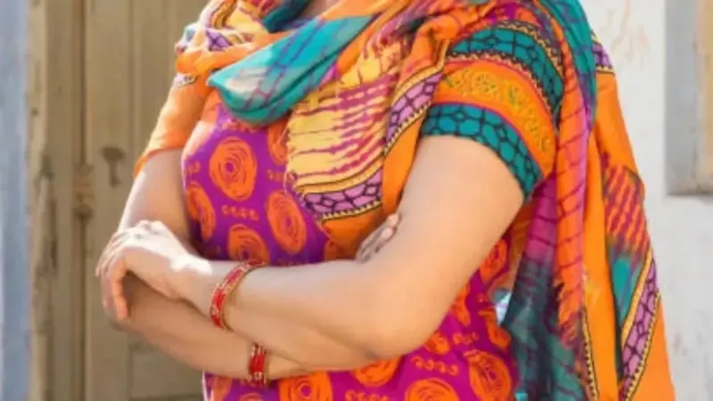 चार बच्चों के बाप को दिल दे बैठी पांच बच्चों की मां घर से हुई फरार फेसबुक पर डाली शादी की फोटो तो.