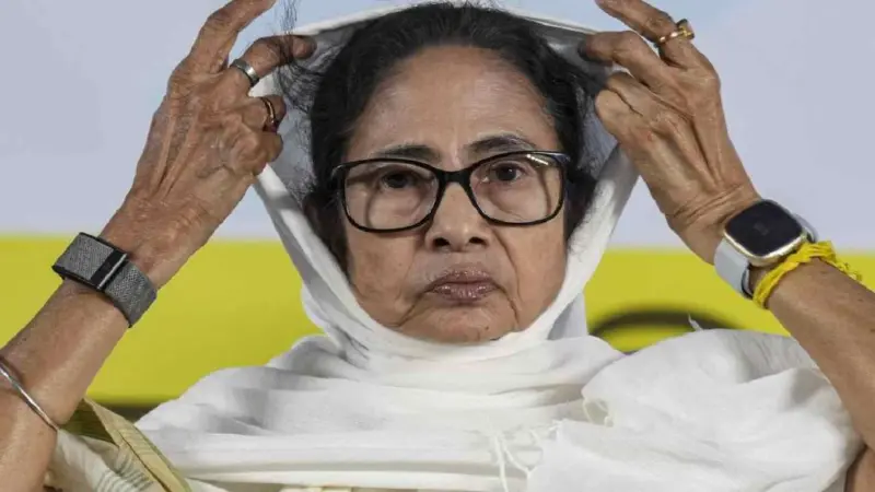 Bengal Political Crisis: మమత కోటలో అధికారులు ఖాళీ.. మాజీ సీఎస్ నుంచి అడ్వకేట్ జనరల్ వరకు వరుసగా రాజీనామాలు!