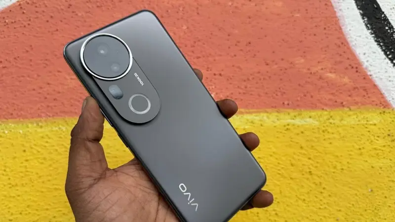 Vivo T4 Ultra review: Reliable phone with sleek design