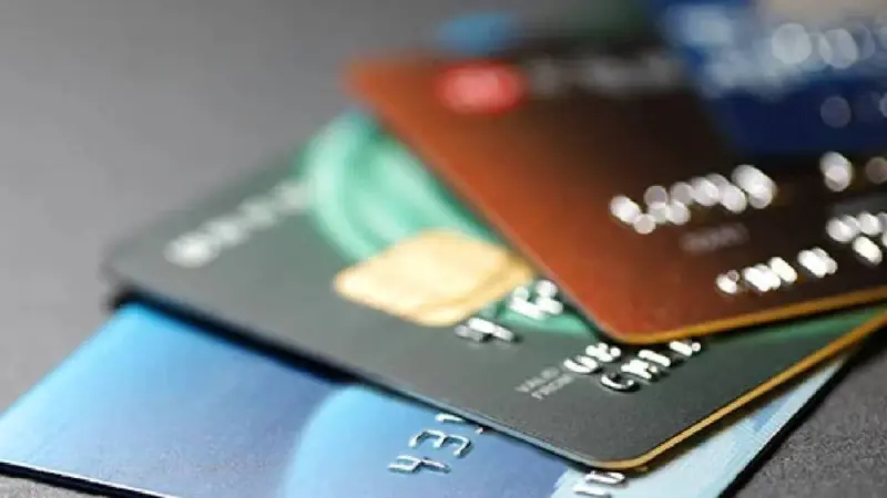 7 Best Credit Cards That Offer Massive Cashback And Rewards - Know And Choose Wisely