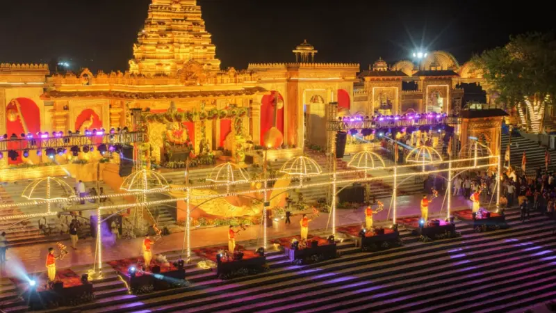 కాళేశ్వరంలో సరస్వతి నవరత్న మాలా హారతి