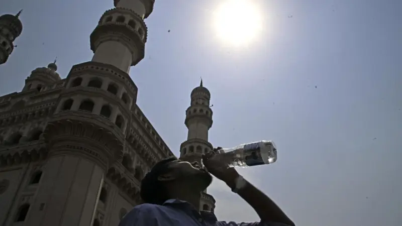 Telangana: మండుతున్న ఎండలు.. వడదెబ్బతో 22 మంది మృతి