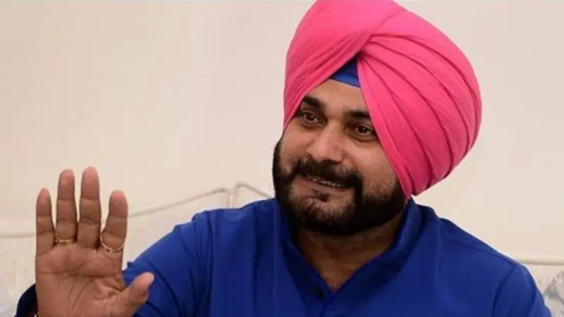 Navjot Singh Sidhu sacked from IPL commentary? Veteran reveals