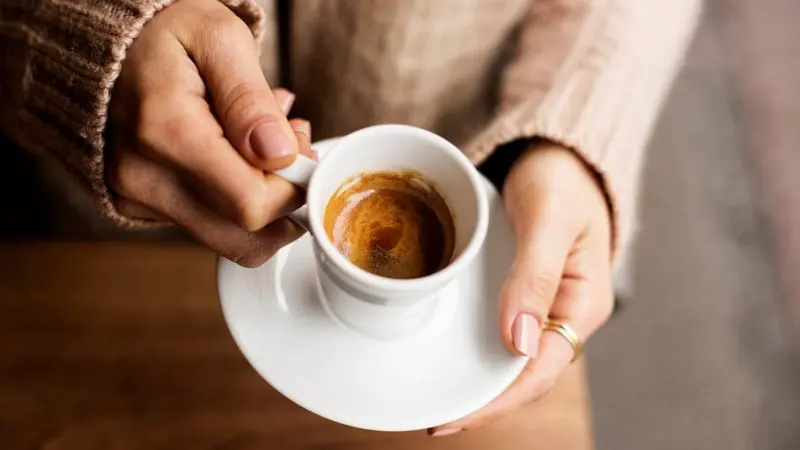 Coffee at night can make women impulsive, study finds