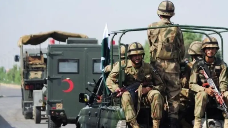 Pakistan deploys 13,000 troops, fighter jets to Saudi Arabia