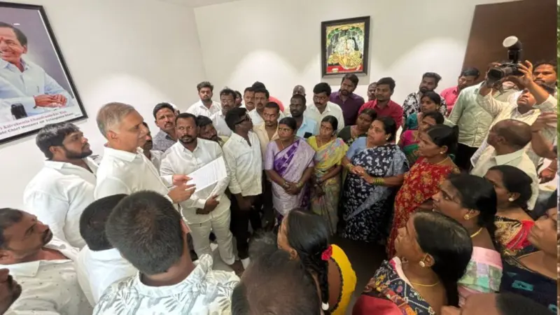 హైడ్రా పేదల కోసమేనా? నాదర్గుల్‌లో చెరువుల కబ్జాపై హైడ్రా ఎందుకు నిద్రపోతోంది?: హరీశ్ రావు