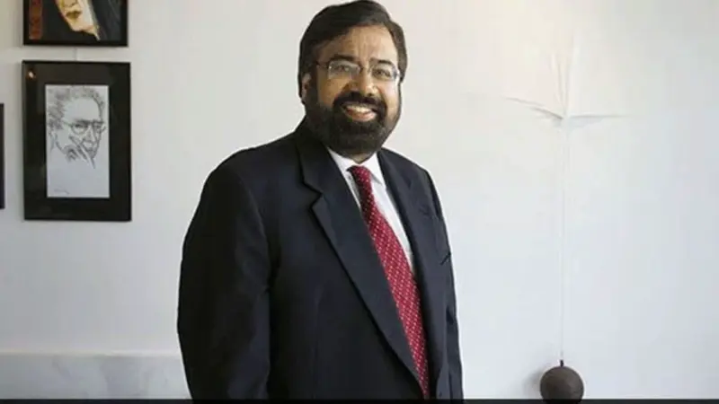 विदेशों में भारतीयों के व्यवहार पर फिर छिड़ी बहस, हर्ष गोयनका की पोस्ट बनी चर्चा का विषय