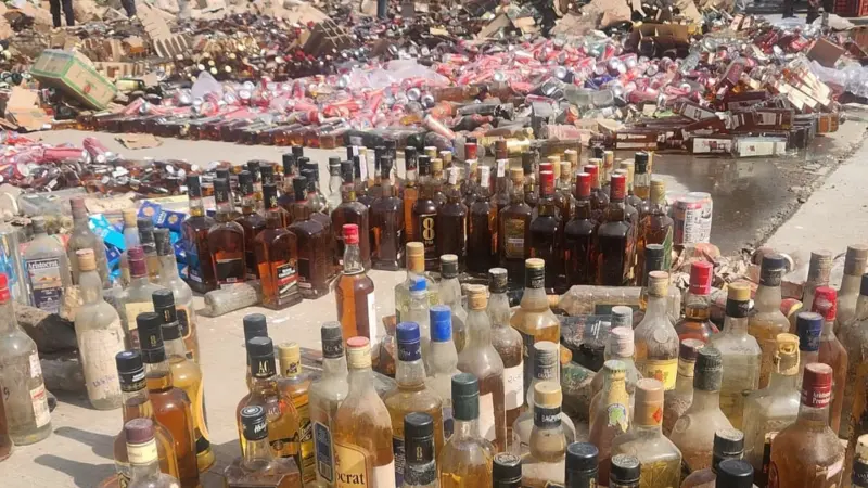 Guwahati Police Seize 280 Litres of Illicit Hooch in 13 Mile Raid