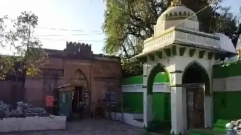 ہائی کورٹ کے فیصلے کے بعد پہلے جمعہ سے پہلے بھوج شالہ میں سیکورٹی بڑھا دی گئی۔