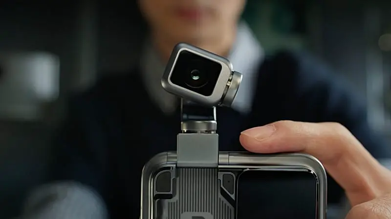 Honor's new 'robot phone' wants to be your best AI friend and dance with you