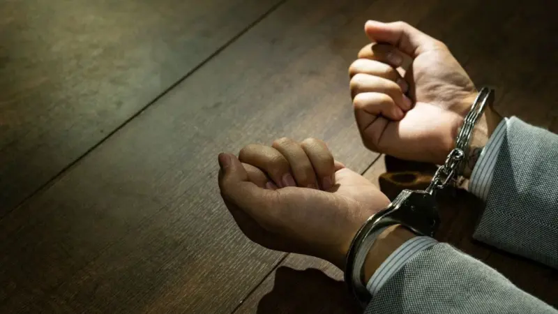 மனைவியுடன் சண்டை.. மாமியாரின் மூக்கை அறுத்து எடுத்துச் சென்ற மருமகன்!