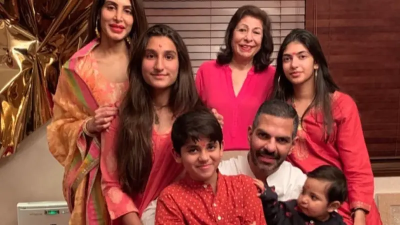 Sunjay Kapur's mother moves Delhi HC challenging family trust