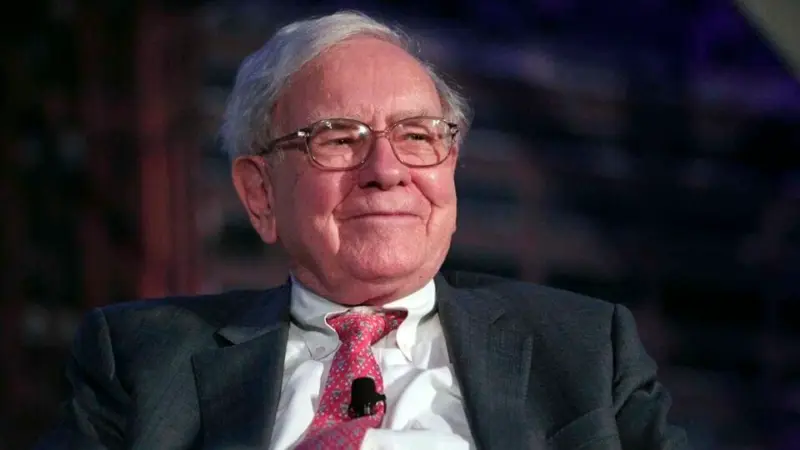 Portfolio reshuffle: Berkshire onboards Delta, triples Alphabet stake; sheds Visa, Mastercard, Domino's Pizza
