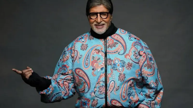 अमिताभ बच्चन यांच्या रविवारच्या दर्शनामुळे गोंधळ उडाला, व्हिडिओ व्हायरल