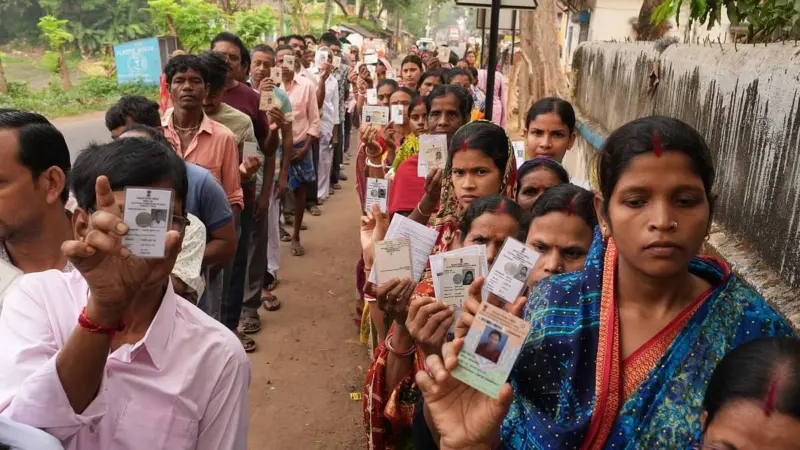 পশ্চিমবঙ্গে রেকর্ড ভোটদানের পেছনে কী কারণ