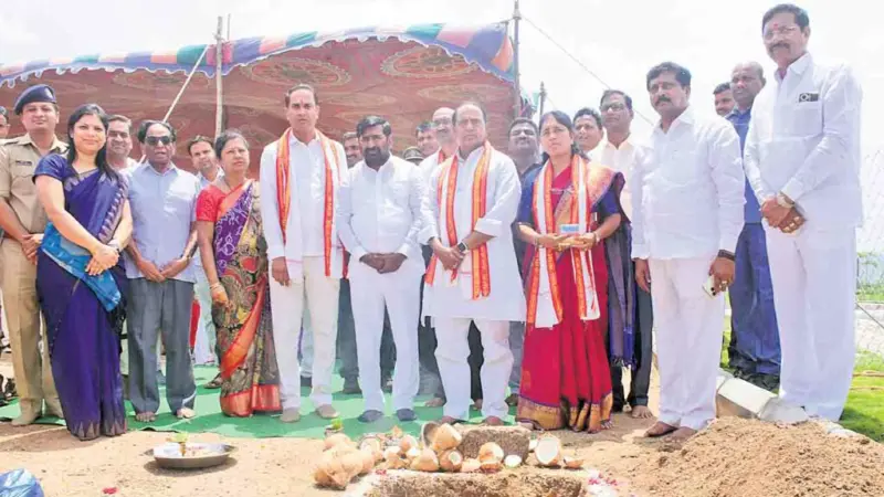 శంకుస్థాపనలు మళ్లీ మళ్లీ.. వాటి నిర్మాణానికి బీఆర్‌ఎస్‌ హయాంలోనే భూమిపూజ