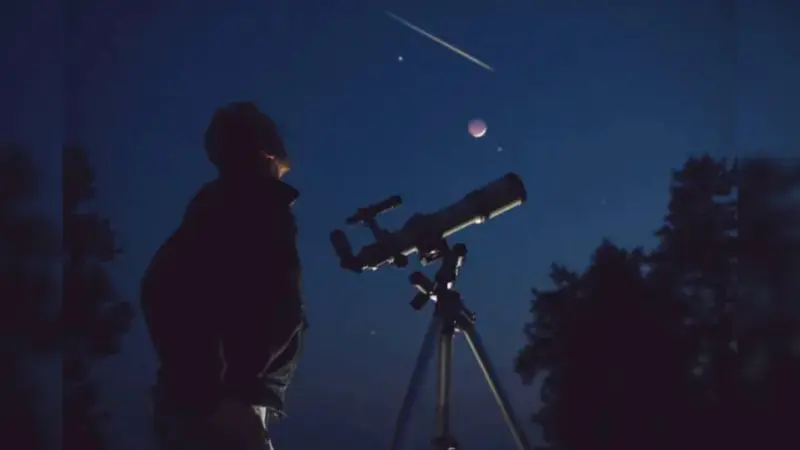 What Is a Meteor Shower and Why Do 'Shooting Stars' Happen?