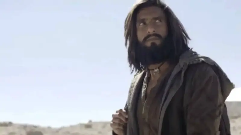 क्या 'Dhurandhar: The Revenge' बनेगा सबसे ज्यादा कमाई करने वाली भारतीय फिल्म?
