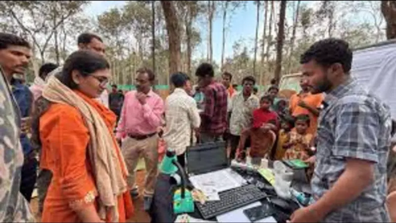 सुदूर अबूझमाड़ तक पहुंची 'सुशासन एक्सप्रेस', नारायणपुर में बदली आखिरी गांव तक सरकारी सेवाओं की तस्वीर