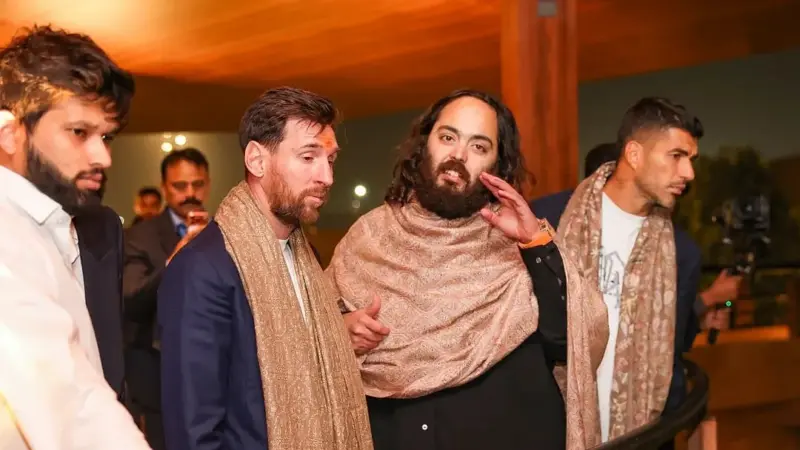 Anant Ambani gifts Lionel Messi a USD 1.2 Million watch during Vantara visit