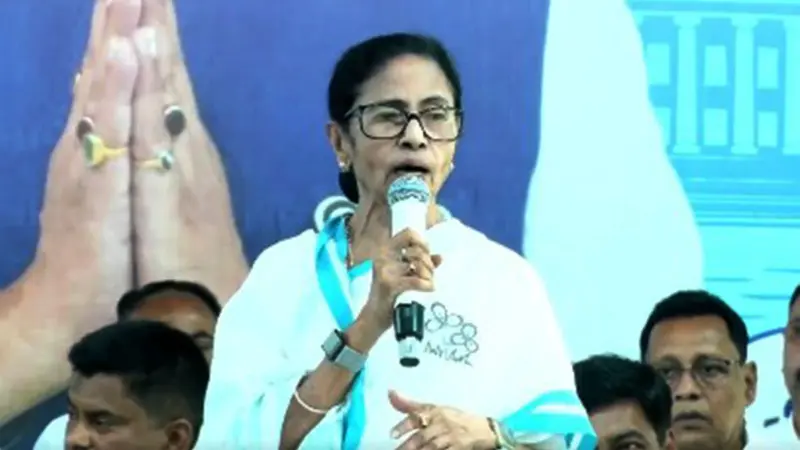 বুধবার মমতার মনোনয়ন জমা দেওয়ার সম্ভাবনা, থাকবে বহুত্ববাদের বার্তা