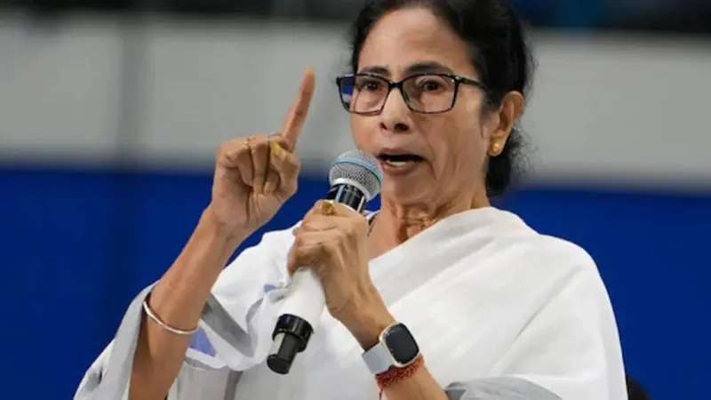 Mamata Banerjee: రాజీనామాకు ససేమిరా.. సుప్రీంకోర్టుకు మమతా బెనర్జీ..