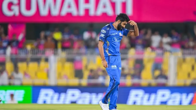 कारभारी जरा दमानं! Jaspreet Bumrah च्या फॉर्मवर टीका; मुंबई पलटणचे कोच म्हणाले.