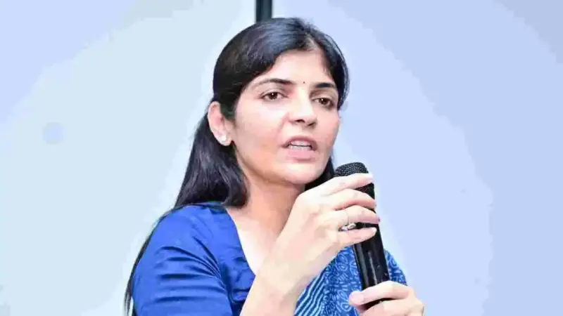 మానవ అక్రమ రవాణాపై రాయపాటి శైలజ హెచ్చరిక