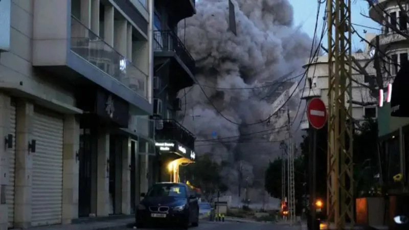 Iran-Israel War: ఇరాన్‌పై ఇజ్రాయెల్ భీకర దాడులు.. ఐఆర్‌జీసీ, క్షిపణి స్థావరాలపై ఎటాక్