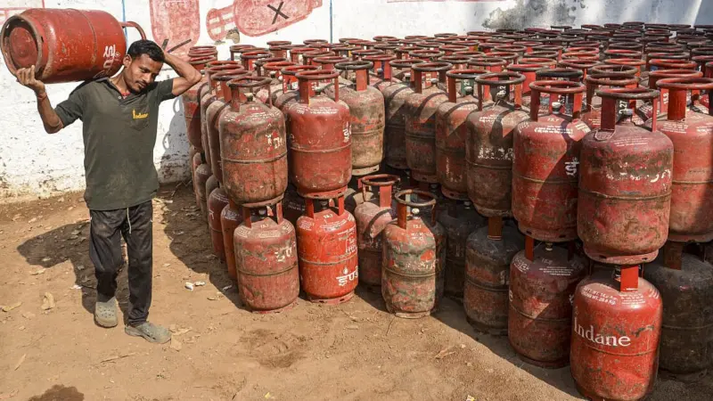 The electrifying domestic war