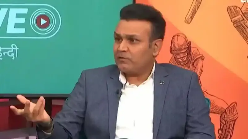 అయ్యర్ను పక్కన పెట్టకండి.. కావాలంటే అతడిని తీసేయండి!