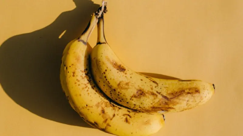 Banana: వేసవిలో అరటిపండ్లు త్వరగా కుళ్లిపోతున్నాయా? అవి తినడం సేఫేనా?
