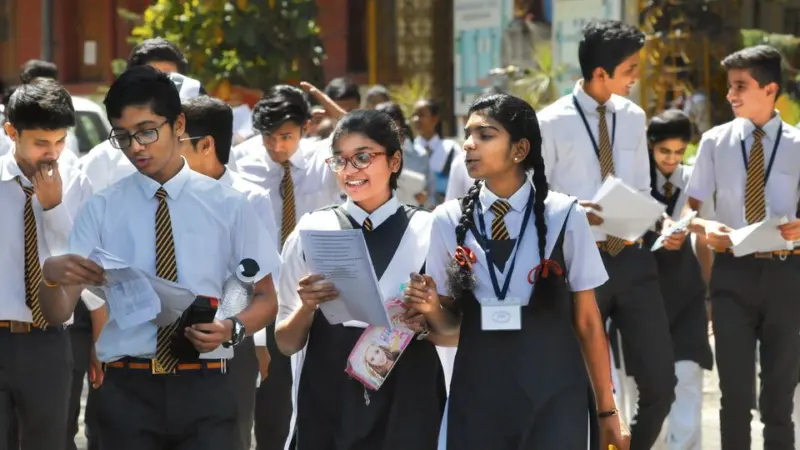 School principal forces class 10 girls to remove shirts, sends them home in blazers in Dhanbad