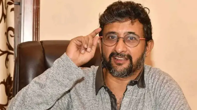 అక్కినేని వెంకట్ కి డైరెక్టర్ తేజ ఏమవుతాడు...తేజ పెళ్లి వెంకట్ చేయడానికి కారణమేంటంటే..?
